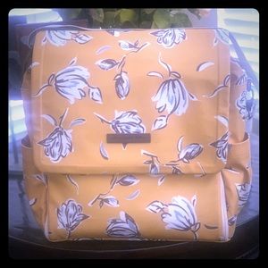 BNWT RARE Mustard Petunia Pickle Bottom Diaperbag